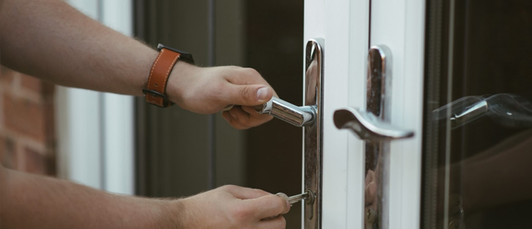 24 hour key locksmith Santa Clarita